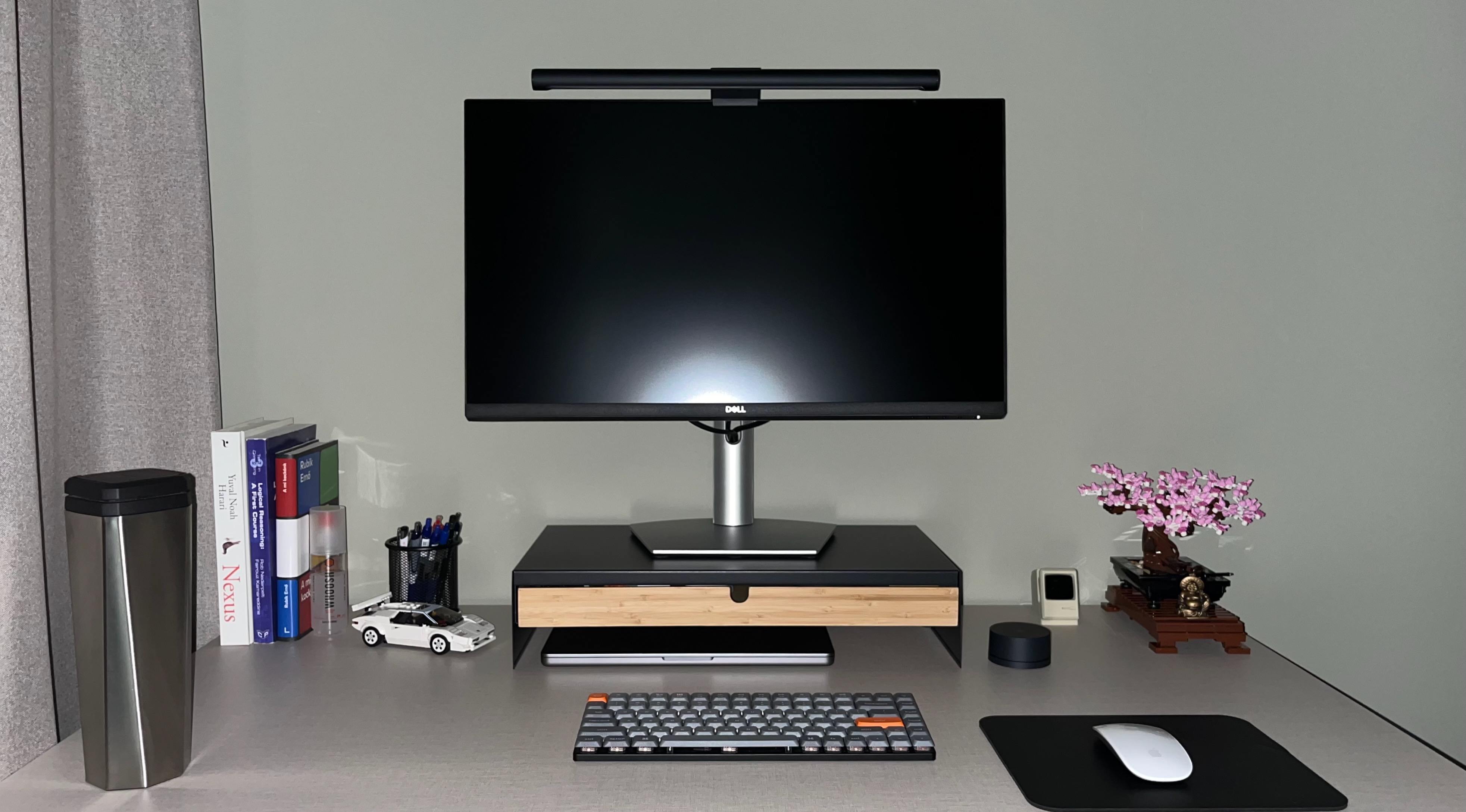 Workspace light image